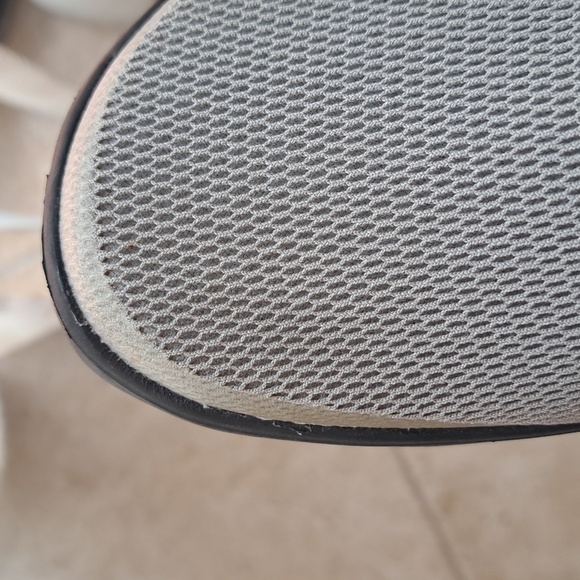 Oofos OOmg stretch slip on shoe grey women sz9 Excellent - Picture 10 of 10